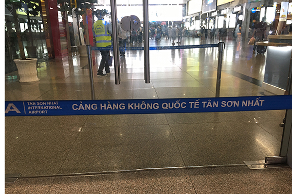 Sửa màn led tại sân bay Tân Sơn Nhất